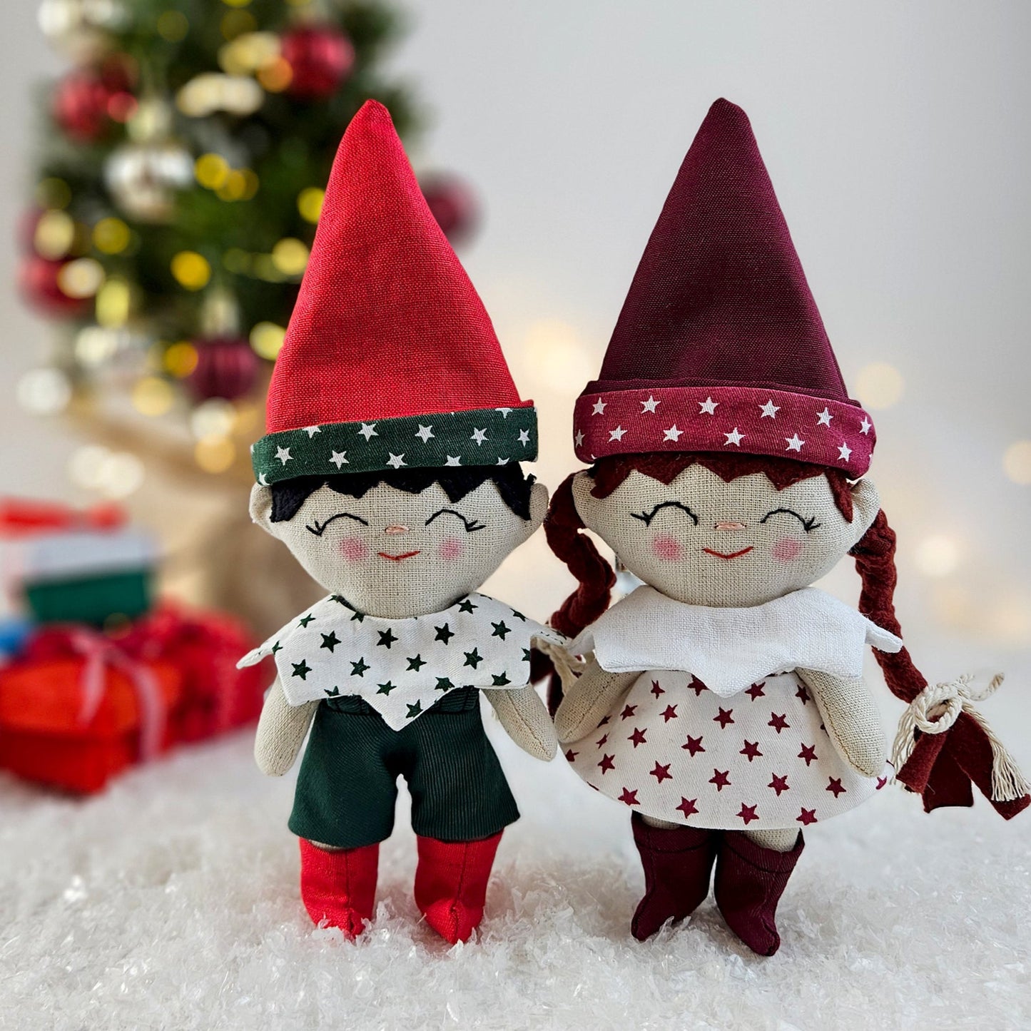 Make your own adorable 5.5” mini elves with our easy-to-follow PDF sewing tutorial!