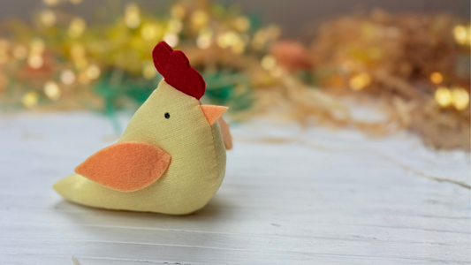 Free Chicken Beanbag Sewing Pattern for Easter