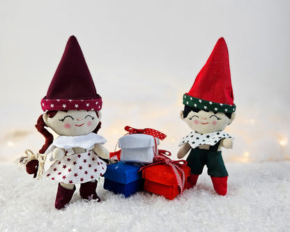 Make your own adorable 5.5” mini elves with our easy-to-follow PDF sewing tutorial!