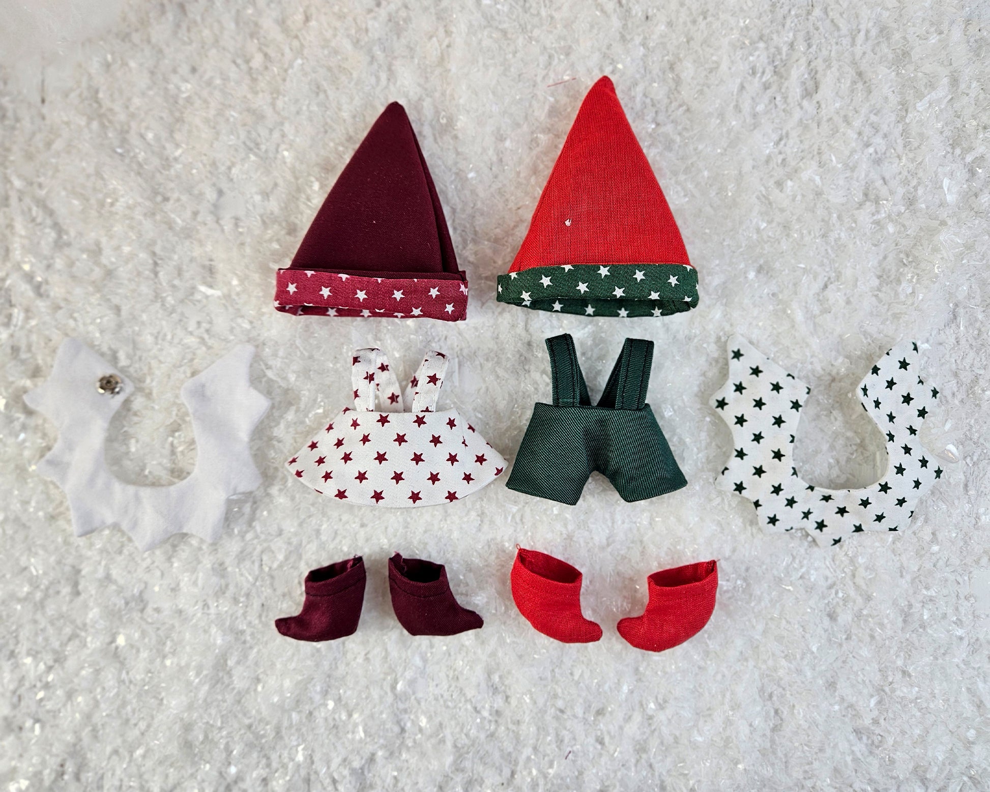 A PDF file containing instructions and patterns for 5.5" Mini Elves, including their charming outfits (dress, pants, collar, hat, and pointed shoes)